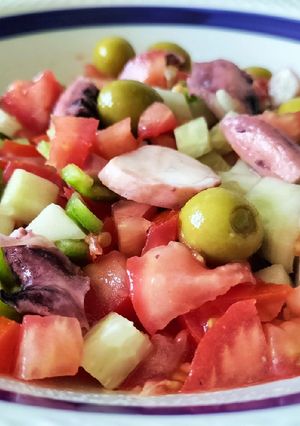 Una foto de Pipirrana con pulpo