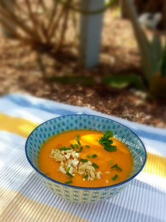 Una foto de Crema de zanahoria y naranja