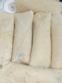 A picture of Chicken Spring Roll.