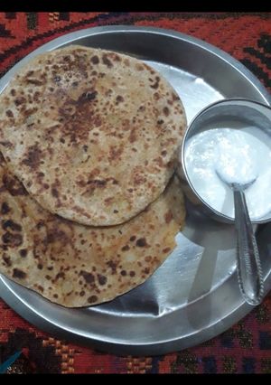 आलू का पराठा (Aloo ka paratha recipe in hindi) रेसिपी मुख्य फोटो