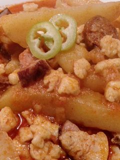Paprikás krumpli nokedlivel recept fotója