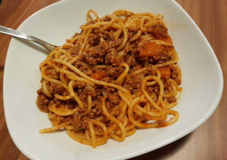 My Daughter love Slow cooker spaghetti Bolognese