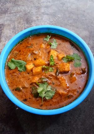 A picture of Restaurant Style Kadhai Paneer.