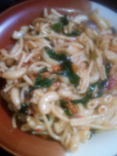 A picture of Spaghetti and macaroni.