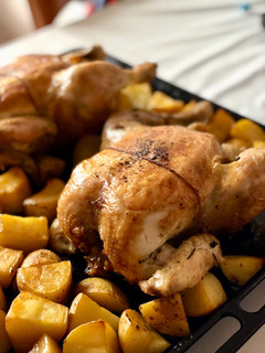 Una foto de Pollo asado con patatas ¡receta definitiva! 🍗