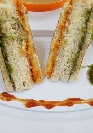A picture of #Tiranga sandwich.