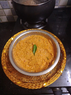 *தக்காளி, மிளகாய் சட்னி* (chilli tomato chutney recipe in tamil) செய்முறை முக்கிய புகைப்படம்