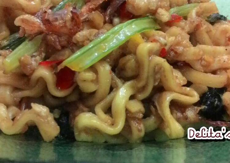 8 Resep: Mie Goreng Recomended Anti Gagal!