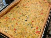 Una foto de tarta de zucchini