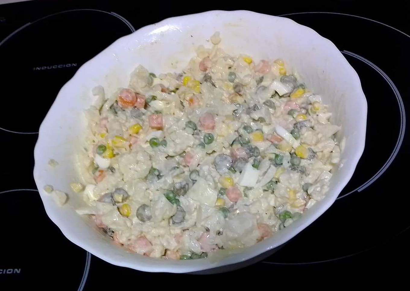 Ensalada ligera de coliflor (Baja en Calorías, Baja en Grasa)