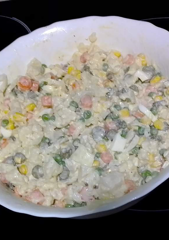 Una foto de Ensalada ligera de coliflor (Baja en Calorías, Baja en Grasa)