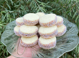 Una foto de Alfajores de maicena medianos