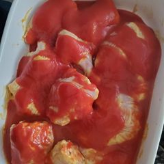 Chicken in sauce A picture of Chicken in sauce.