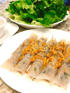 Hình của món Bánh Tráng Cuốn Thịt Hấp.