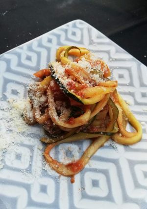 Une photo de Spaghetti de courgettes à la bolognaise