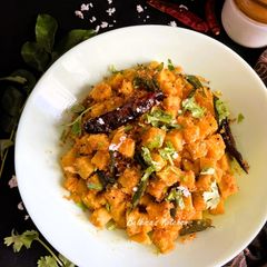 A picture of Elephant Foot Yam Erissery - Kerala style.