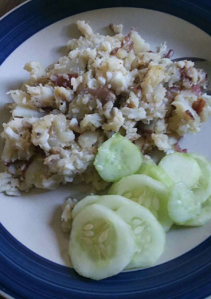 A picture of Codfish Hash.