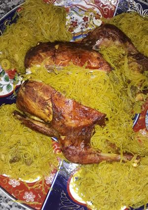 صورة لوصفة دجاجة معمرة بالشعرية الصينية