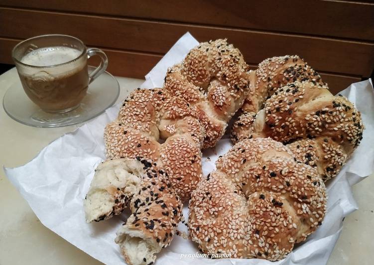 Cara Gampang Menyiapkan SIMIT-TURKISH SESAME PRETZEL BREAD 👌, Lezat Sekali