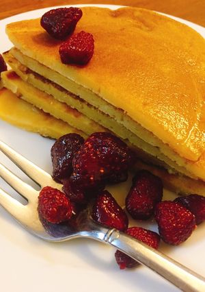 Hình của món Pancake đơn giản cho bé.