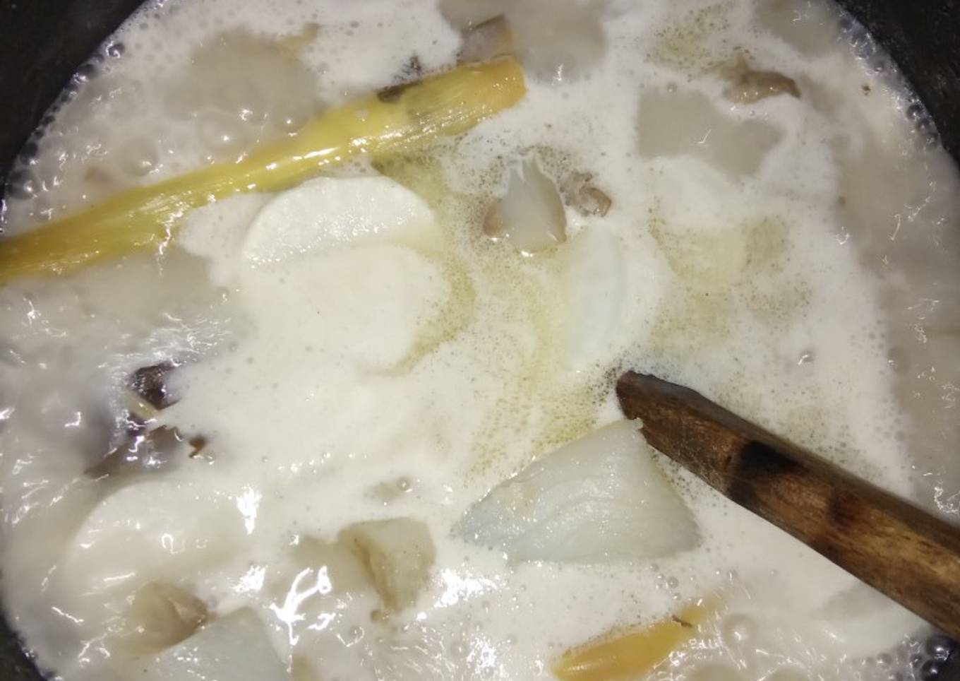 Soto daging dan lobak