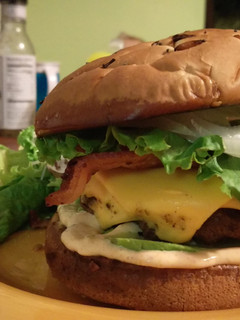 A picture of Spicy Bacon Avacado Cheeseburger.