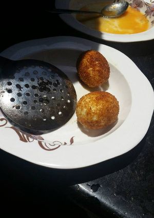 A picture of Scotched eggs.