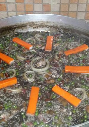 Una foto de Arroz con tinta de calamar