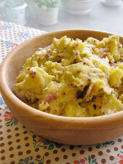 A picture of Delicious Sweet Potato and Bacon Salad.