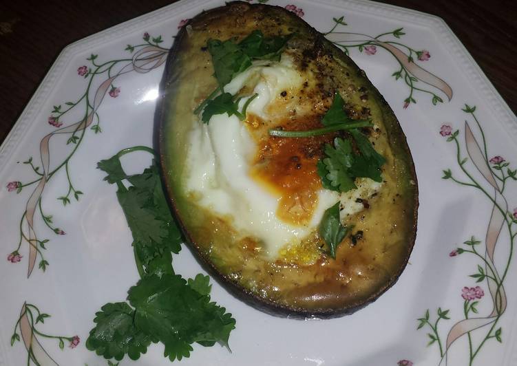 Now You Can Have Your Baked Avocado and Egg