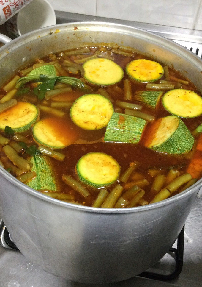 Una foto de Mole de olla