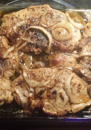 A picture of Oven Pork Chops.