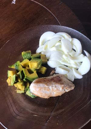 Foto resep Grilled Chicken and Avocado with White Egg (Eat Clean Idea)