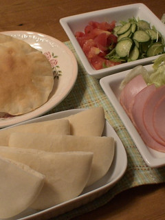 A picture of Pita Bread.