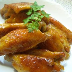 A picture of Asian-Flavored Spicy Chicken Wings.