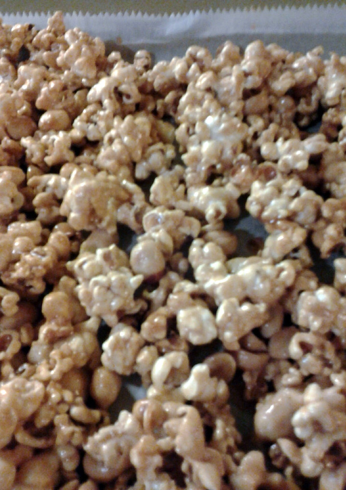 A picture of Homeade Cracker Jacks.