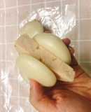 Bánh dày kẹp chả