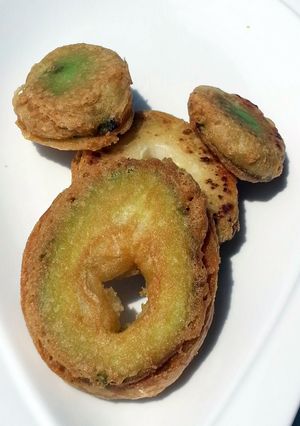 A picture of Avocado Tempura.