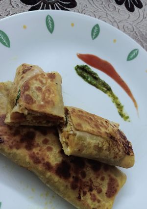 વેજ. ચીઝ ફ્રેન્કી (Veg. Cheese Frankie Recipe In Gujarati) રેસીપી મુખ્ય ફોટો