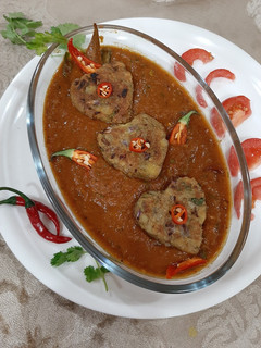 केला कोफ्ता करी (Kela kofta curry recipe in Hindi) रेसिपी मुख्य फोटो