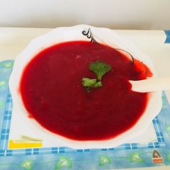 A picture of Beetroot carrot soup.