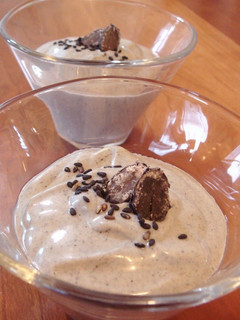 A picture of Simple Tofu Black Sesame Blancmange.