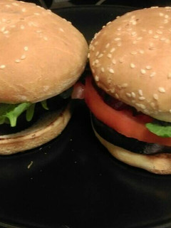 Una foto de Hamburguesa de berenjena