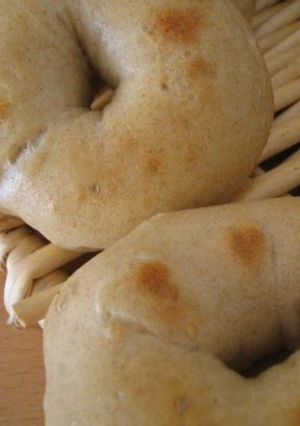 A picture of Bagels Made With Apple Bread Starter.