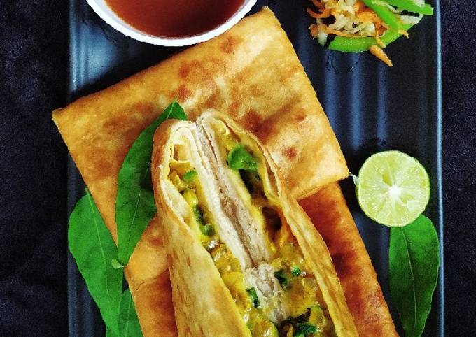 Pocket cheese veggies curry naan Recipe