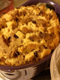 A picture of Bread pudding.