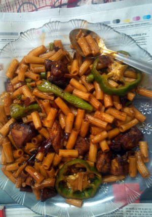 A picture of Pasta Chicken in Hot Garlic Sauce.