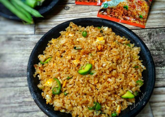 Recipe: Yummy Nasi Goreng Poll Pedas ala KOBE