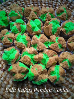 Foto resep Bolu Kukus Pandan Coklat