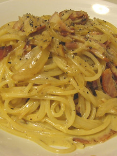 A picture of Easy & Satisfying Carbonara.